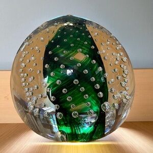 Controlled bubble paper weight, art glass, some damage on the bottom